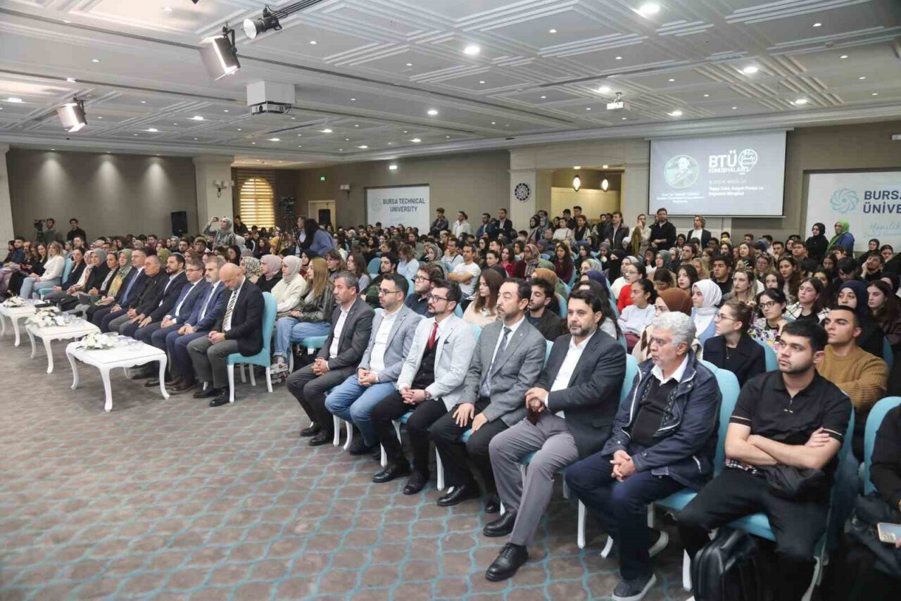 Ünlü psikiyatrist Prof. Dr. Nevzat Tarhan, BTÜ Konuşmaları'nda yapay zekanın