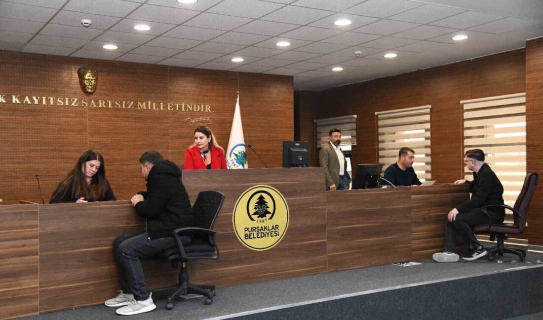 Pursaklar Belediyesi, istihdamı artırmak amacıyla iş arayanları işverenlerle buluşturmaya devam