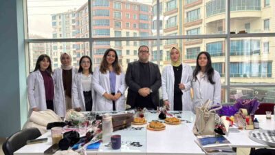 Pursaklar Belediyesi, 24 Kasım Öğretmenler Günü kapsamında ilçedeki öğretmenlere baklava