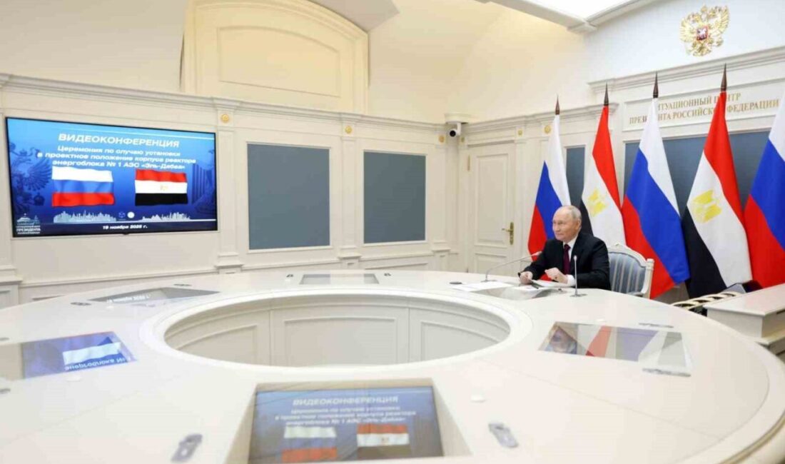 Rusya Devlet Başkanı Vladimir Putin ve Mısır Cumhurbaşkanı Abdulfettah es-Sisi,