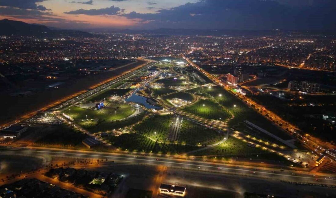 Kayseri’nin Sosyal ve Kültürel Hayatının Nabzı: Recep Tayyip Erdoğan Millet Bahçesi Yıl Boyunca Etkinliklere Ev Sahipliği Yapıyor Kayseri'nin sembolik projelerinden biri olan Recep Tayyip Erdoğan Millet Bahçesi,