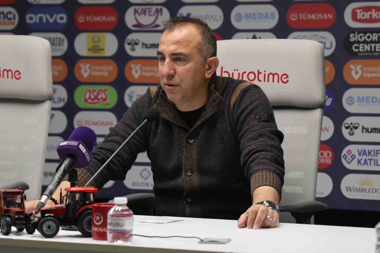 Konyaspor'un Teknik Direktörü Recep Uçar, 3-1'lik Samsunspor mağlubiyetinin ardından, hataların