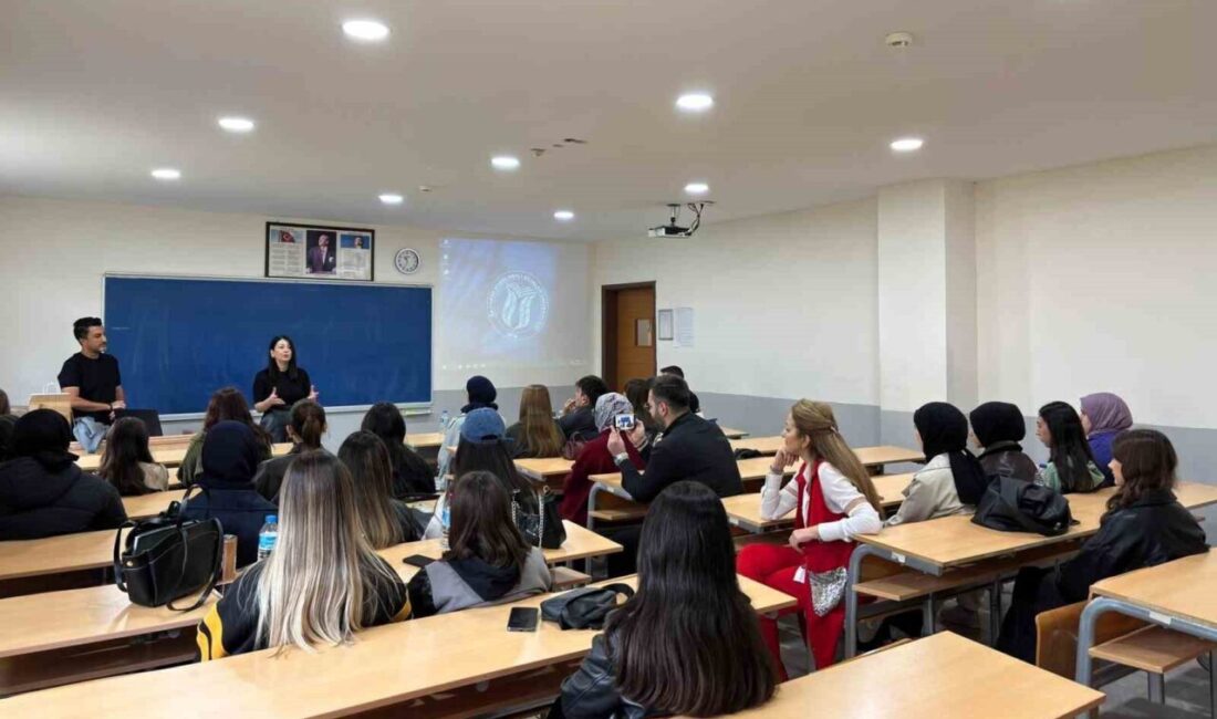 Sakarya Uygulamalı Bilimler Üniversitesi’nde Reklamcılıkta Analitik Düşünme Üzerine Bilgilendirici Etkinlik Gerçekleşti Sakarya Uygulamalı Bilimler Üniversitesi Sağlıklı ve Analitik Düşünce Topluluğu, iş