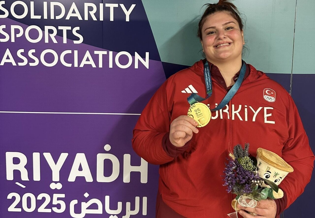 Riyad'da düzenlenen 2025 İslami Dayanışma Oyunları'nda +78 kiloda altın madalya