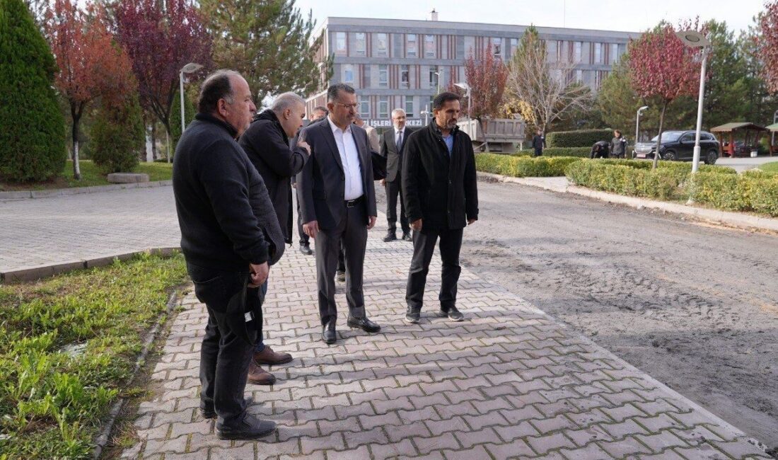 Karabük Üniversitesi Rektörü Fatih Kırışık’tan Yenileme Çalışmalarına Yerinde İnceleme ve Öğrenci Taleplerine Yanıt Karabük Üniversitesi Rektörü Prof. Dr. Fatih Kırışık, kampüsteki yenileme ve