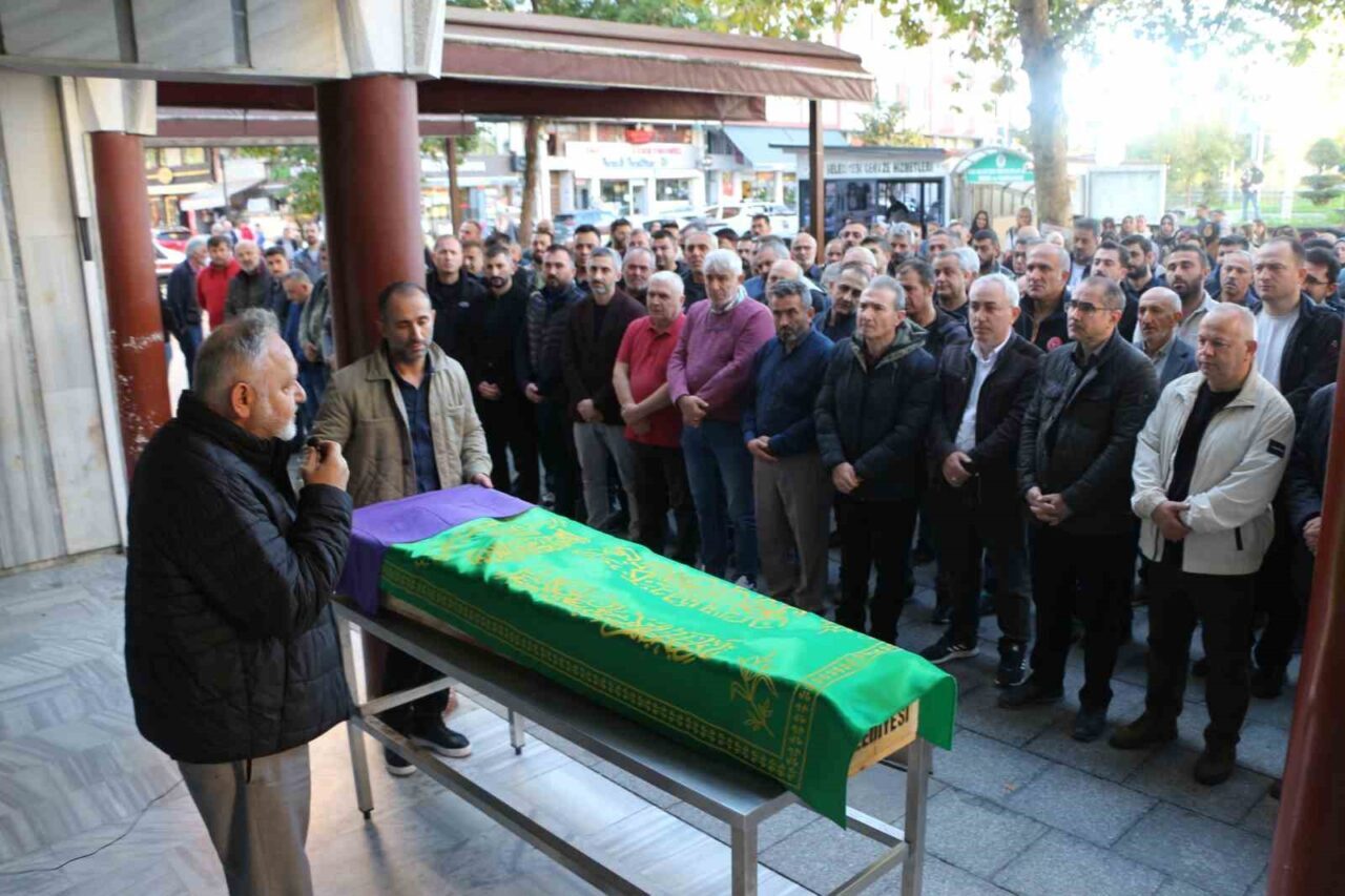 Rize'de, 27 Ekim 2025'te bir kamyonetin çarpması sonucu hayatını kaybeden