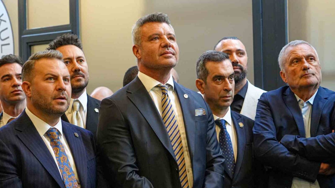 Fenerbahçe Başkanı Sadettin Saran, AFİDER’in yeni ofisinin açılışında yaptığı konuşmada