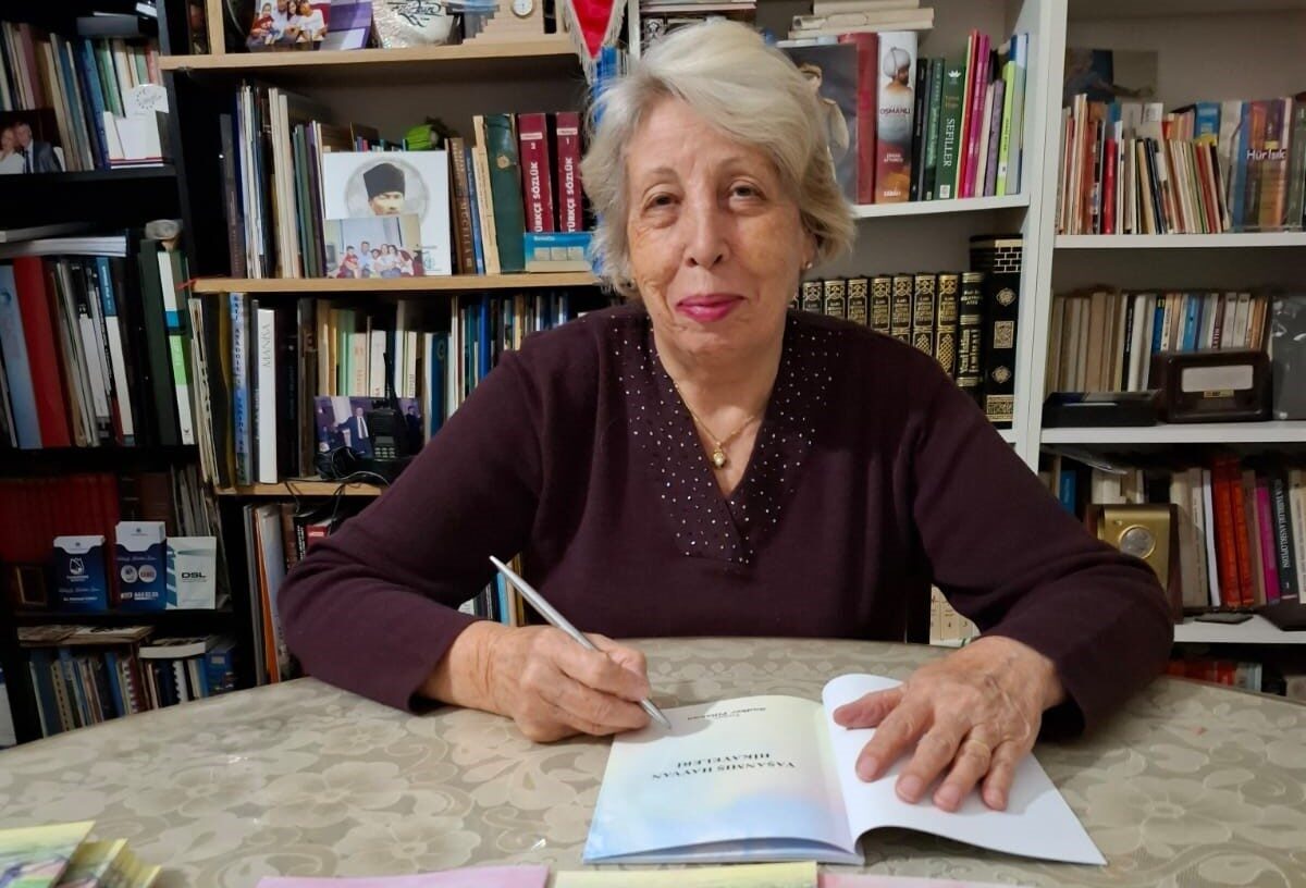 Sadberk Filizkan, 31 yıl sınıf öğretmenliği yaptıktan sonra yazdığı dört