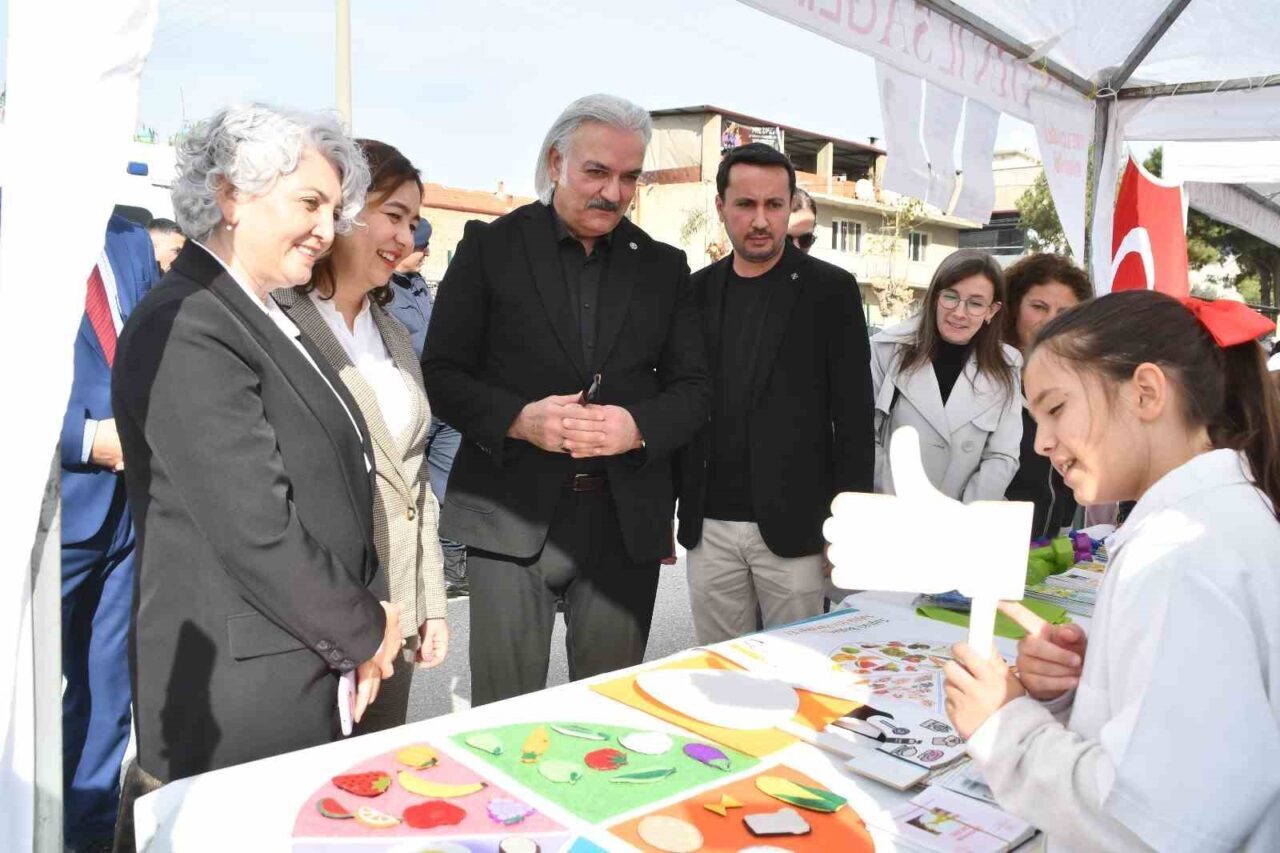 "Sağlıklı Çocuk Sağlıklı Gelecek" projesi, Söke'deki Seyda Fırat İlkokulu’nda tanıtıldı.