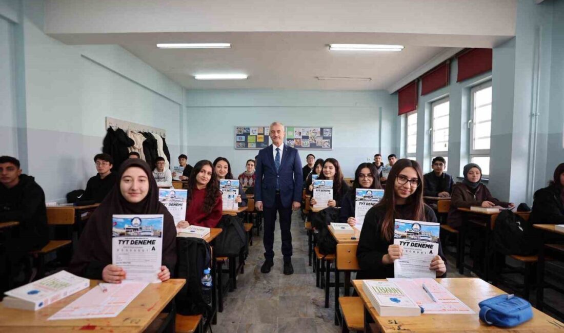 Şahinbey Belediyesi, öğrencilerin akademik başarısını artırmaya yönelik çalışmalarını sürdürüyor. Belediye,