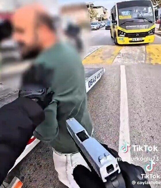 Bursa'da sosyal medyada yayımlanan sahte çekici baskınına ilişkin Asayiş Şube