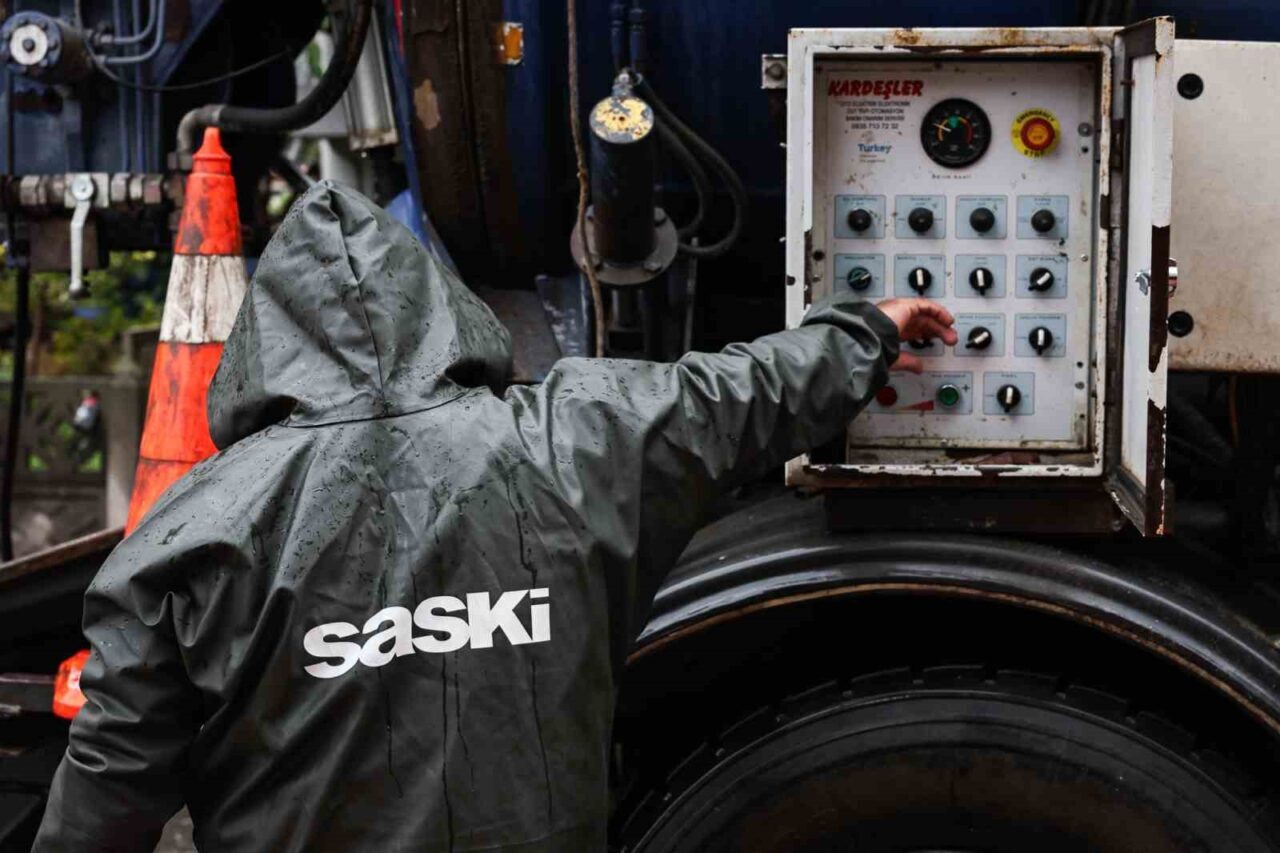 Sakarya Büyükşehir Belediyesi Su ve Kanalizasyon İdaresi (SASKİ), gece başlayan