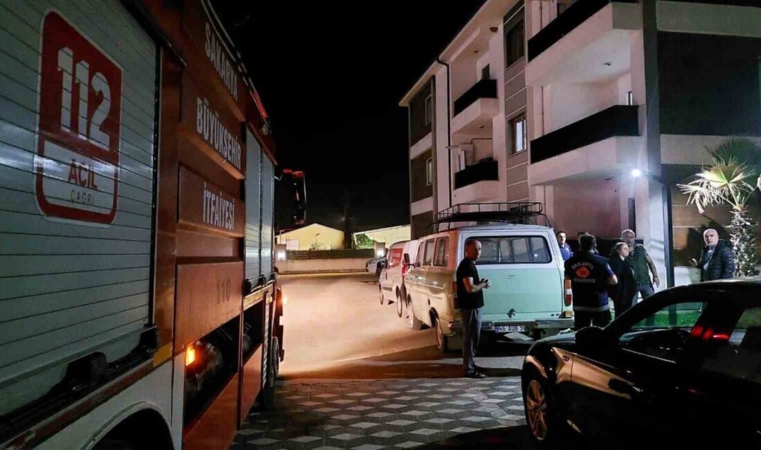 Sakarya'nın Akyazı ilçesinde, ailesi markette olduğu sırada evde kilitli kalan