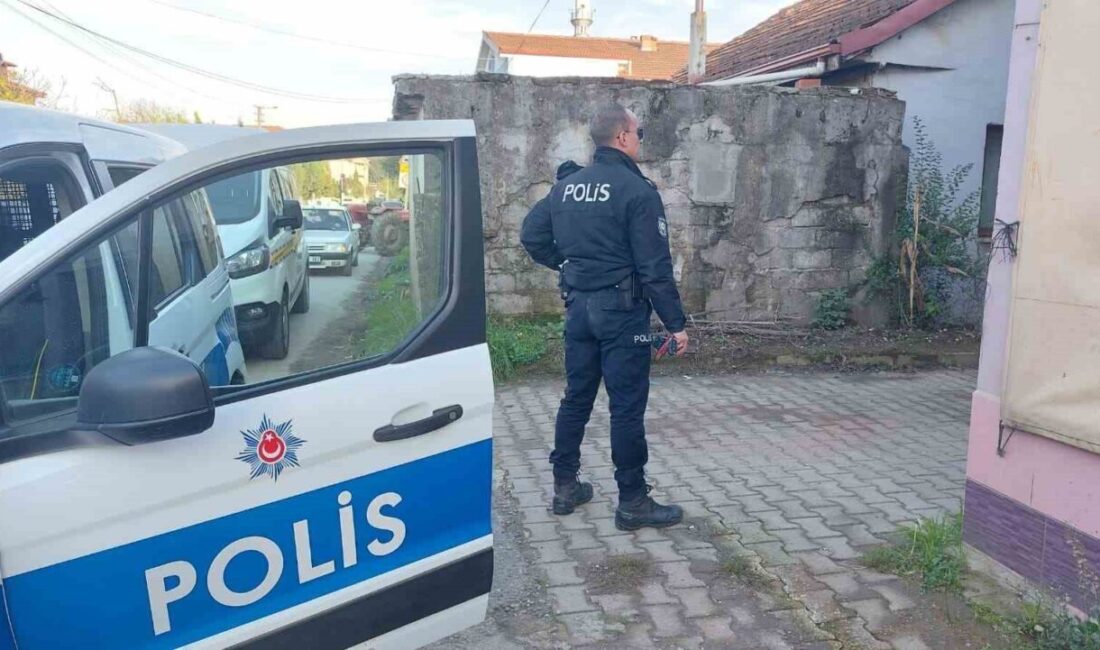Akyazı’da Düzenlenen Uyuşturucu Operasyonunda Bir Gözaltı Gerçekleşti Sakarya'nın Akyazı ilçesinde polis, M.B. isimli şahsın evine düzenlediği operasyonda