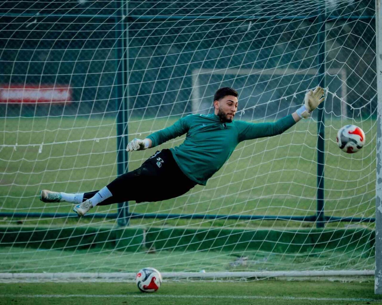 Sakaryaspor, İstanbulspor Maçı İçin Antrenmanlarını Sıkı Bir Şekilde Devam Ettiriyor