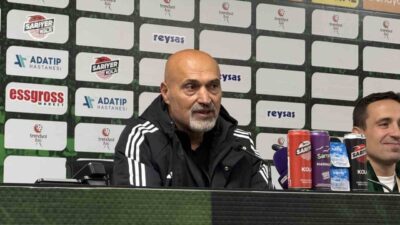 Trendyol 1. Lig 15. haftasında Sakaryaspor ve Ümraniyespor, 1-1 berabere