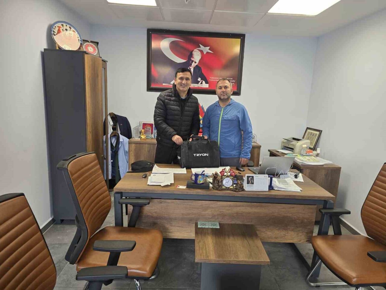 Manisa'nın Salihli ilçesinde Gençlik ve Spor Müdürlüğü, amatör spor kulüplerine