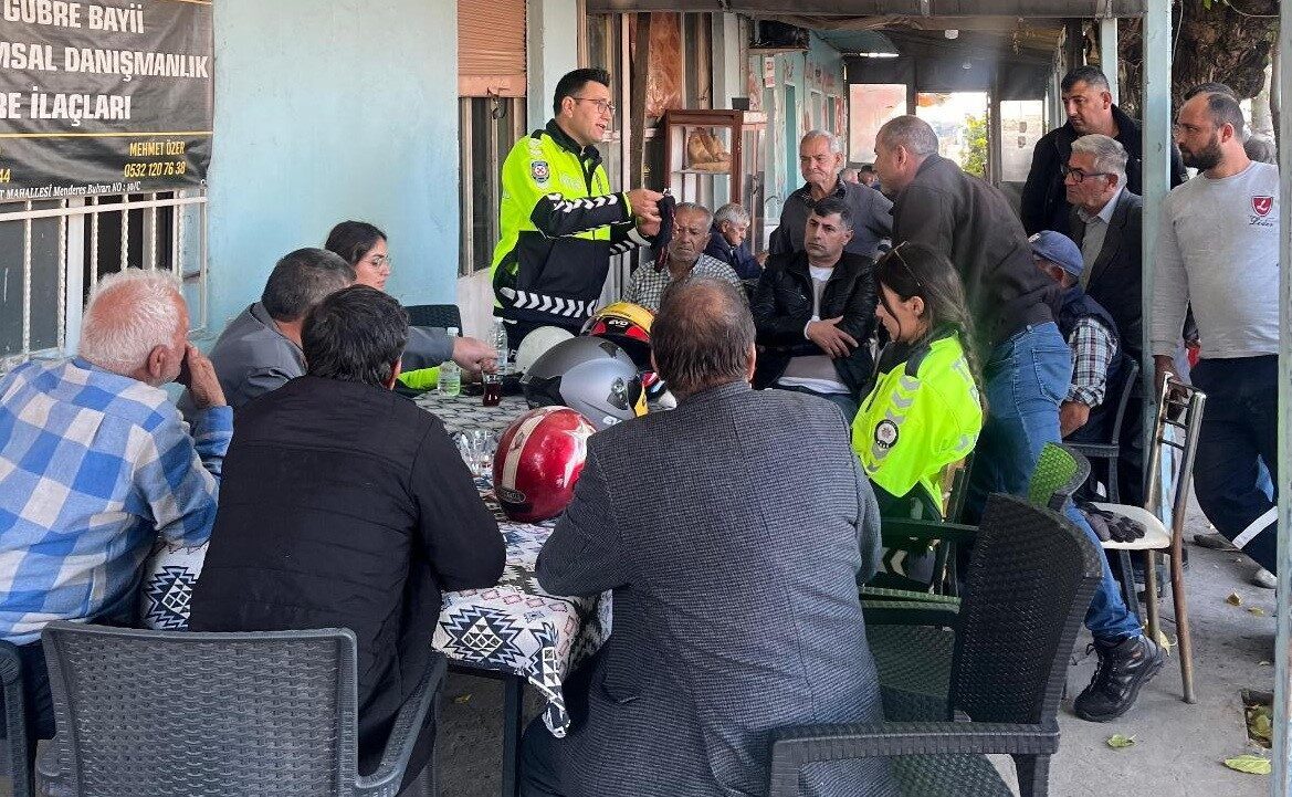 Manisa'nın Salihli ilçesinde, trafik güvenliğini artırmak için yeni kurallar hakkında