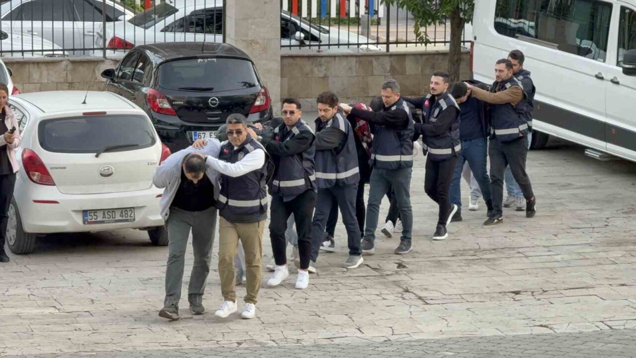 Samsun merkezli 5 ilde gerçekleştirilen dolandırıcılık operasyonunda 12 kişi gözaltına