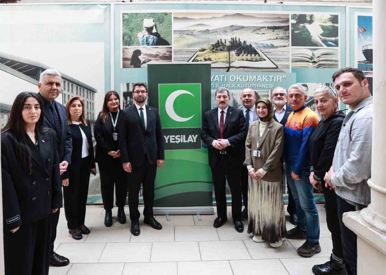 Samsun'da bağımlılıkla mücadele çalışmaları Vali Orhan Tavlı'nın Yeşilay Samsun Şubesi