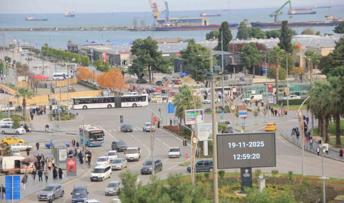 Samsun’da Trafiğe Kayıtlı Araç Sayısı Son Yılda 40 Bin Artarak 529 Bin 546’ya Ulaştı Samsun'da trafikte kayıtlı motorlu taşıt sayısı Ekim 2025 itibarıyla 529