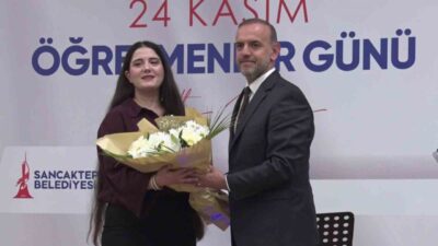 Sancaktepe’de 24 Kasım Öğretmenler Günü etkinliği düzenlendi. Programa katılan Belediye