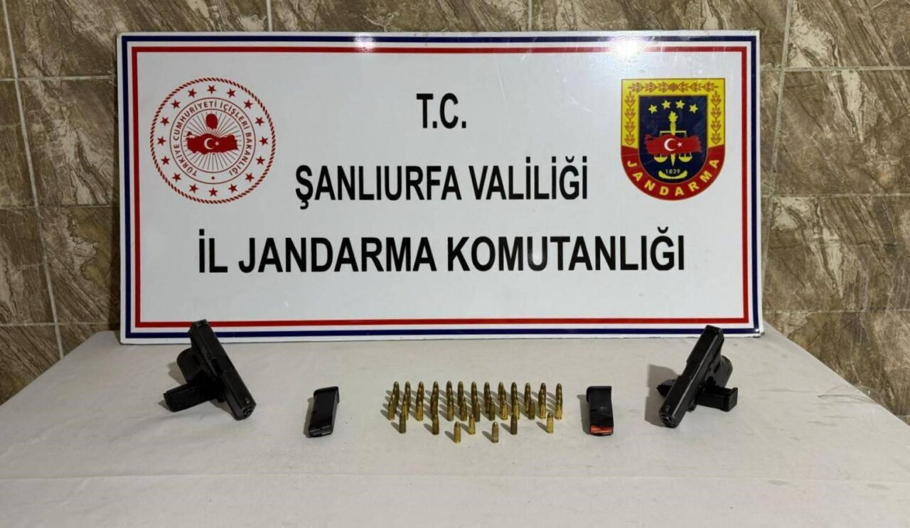 Şanlıurfa’da Jandarma tarafından Yasa Dışı Silah Operasyonu: 5 Ruhsatsız Silah Ele Geçirildi
