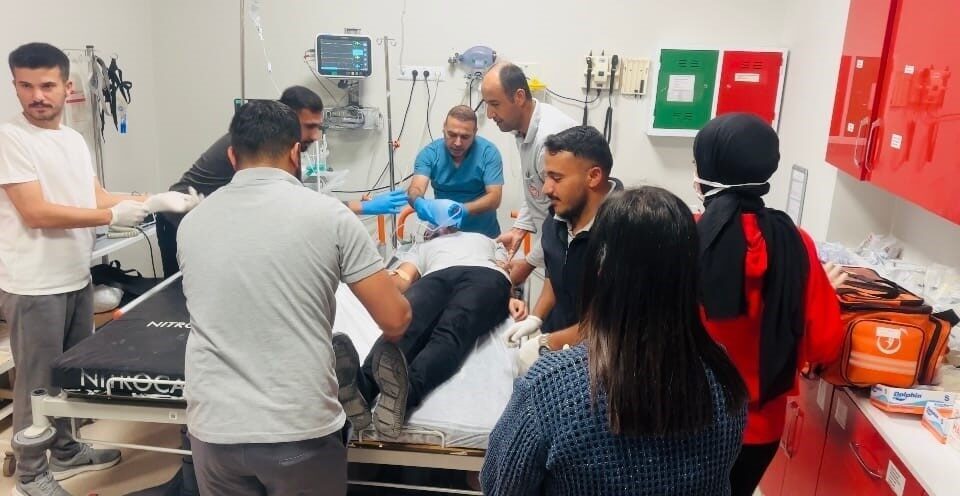 Ceylanpınar Devlet Hastanesi’nde Gerçekleştirilen Yangın Tatbikatı, Acil Durum Hazırlıklarını Güçlendirdi