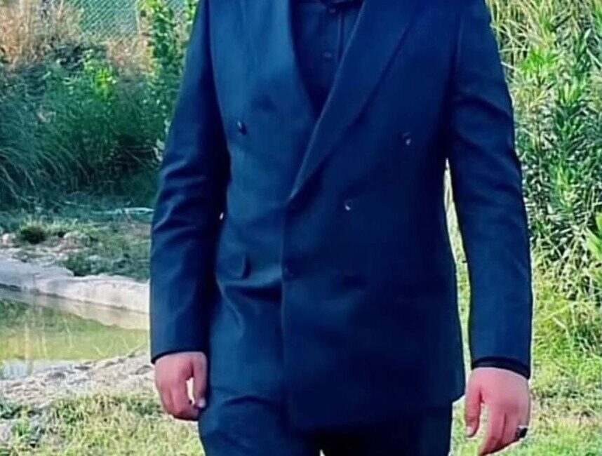 Şanlıurfa'nın Hilvan ilçesinde, pamuk biçme makinesini temizlerken kaza geçiren Serhat