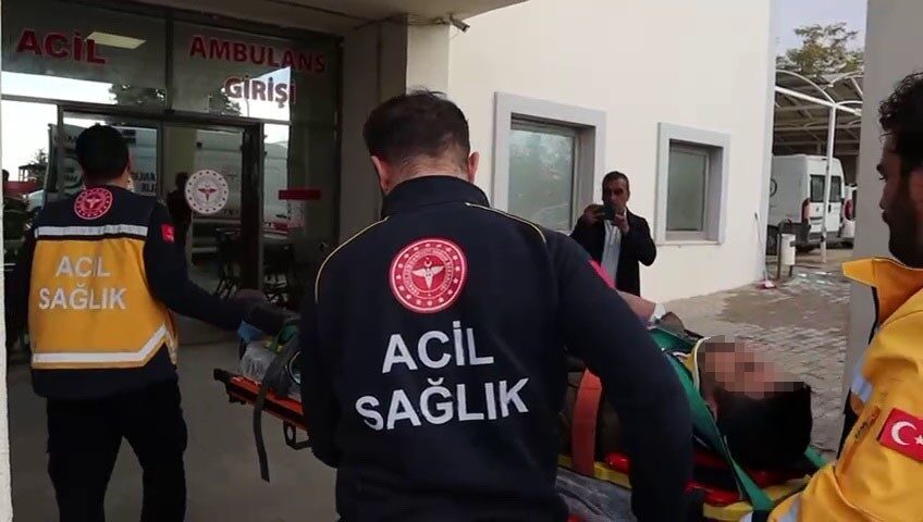 Besni’de Otomobilin Şarampole Devrilmesi Sonucu 5 Kişi Yaralandı Adıyaman'ın Besni ilçesinde şarampole yuvarlanan otomobilde 5 kişi yaralandı. Kasım