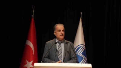 Sakarya Üniversitesi, 2024 yılı boyunca başarılı akademik çalışmalar yürüten akademisyenleri