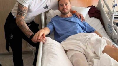 Trabzonspor'un tecrübeli oyuncusu Stefan Savic, sakatlığı nedeniyle hastanede tedavi gören