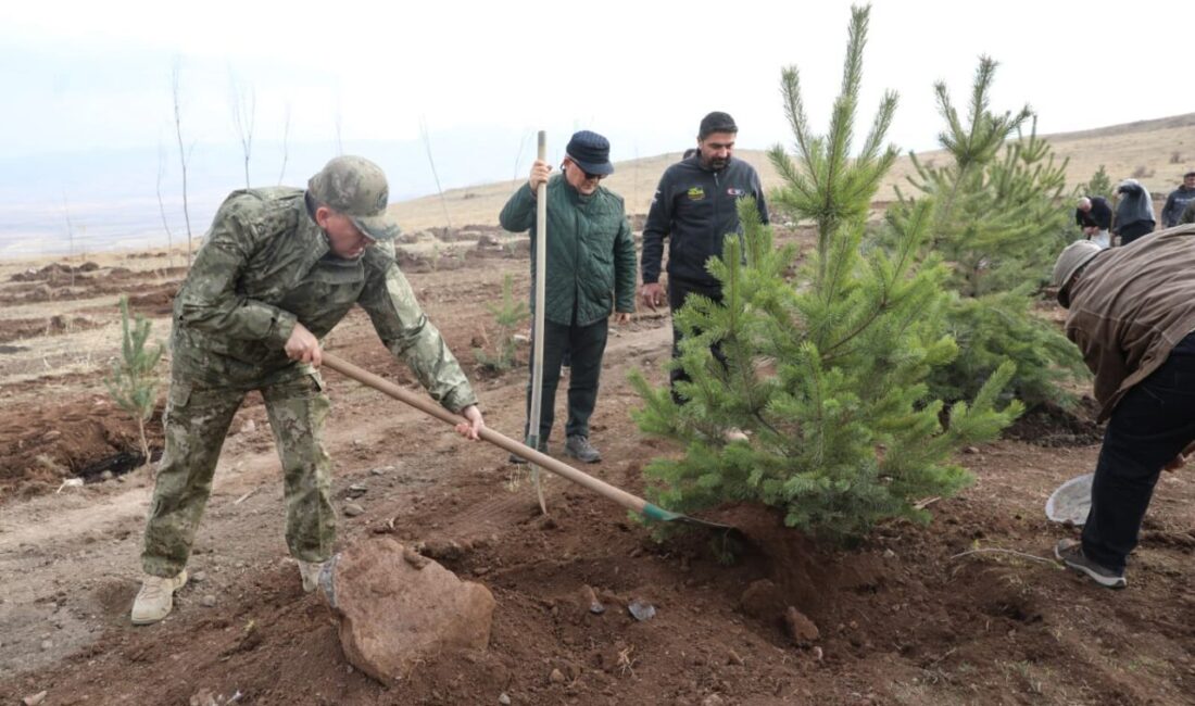 1991 yılında şehit düşen Üsteğmen İsmail Aksu'nun anısına düzenlenen etkinlikte,