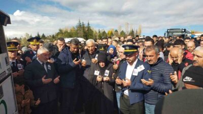 Azerbaycan'dan dönen askeri kargo uçağının Gürcistan'da düşmesi sonucu şehit olan