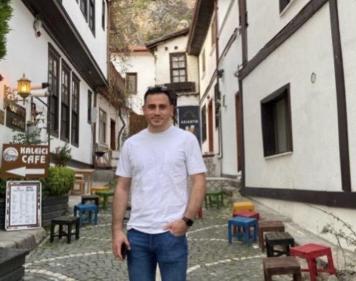 Azerbaycan'dan Türkiye'ye uçan C-130 tipi askeri kargo uçağı Gürcistan sınırında