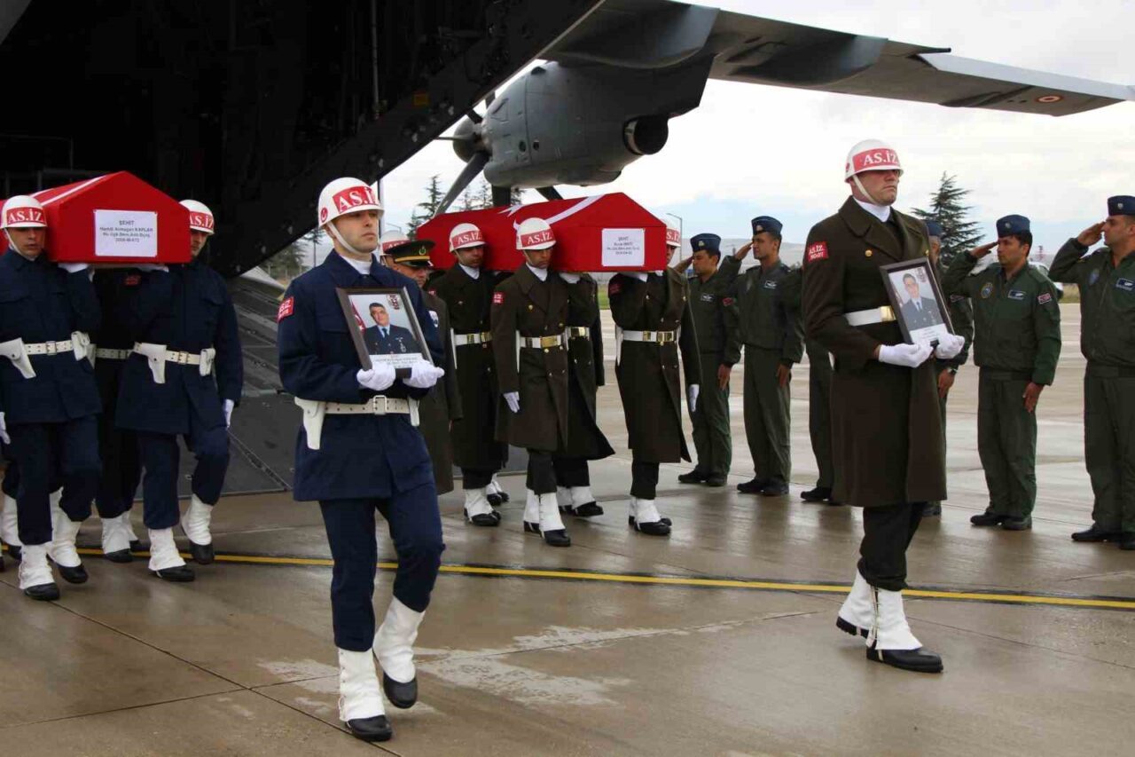 Gürcistan’da düşen C-130 tipi askeri uçakta şehit olan Astsubay Başçavuş