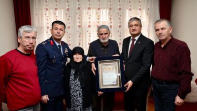 Karabük Valisi Mustafa Yavuz, Gürcistan'da kaza kırıma uğrayan askeri kargo