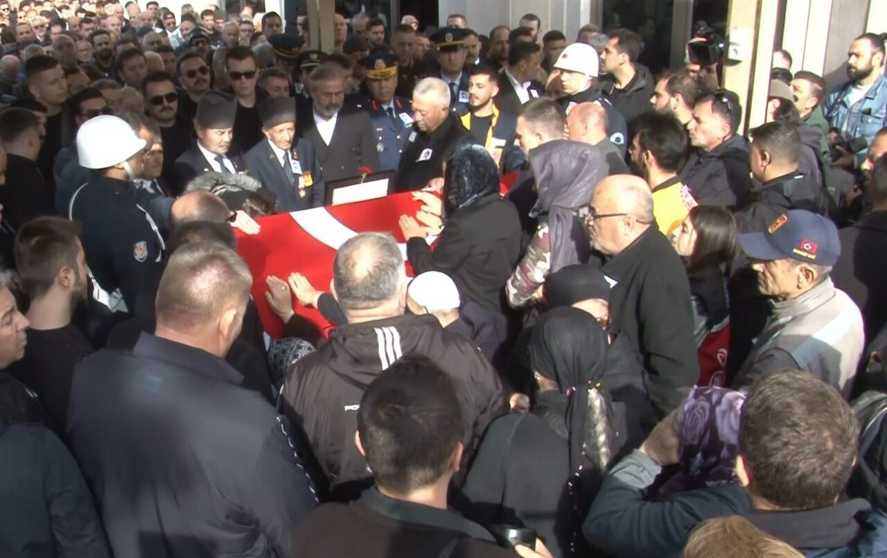 Hırvatistan'da düşen yangın söndürme uçağında şehit olan pilot Hasan Bahar,