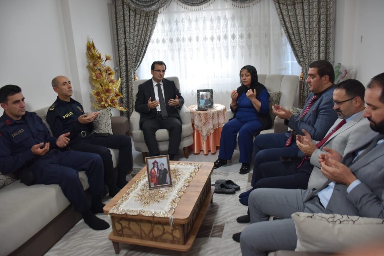 2011 yılında Bingöl’de şehit düşen Uzman Çavuş Erdoğan Kayar, Salihli'de