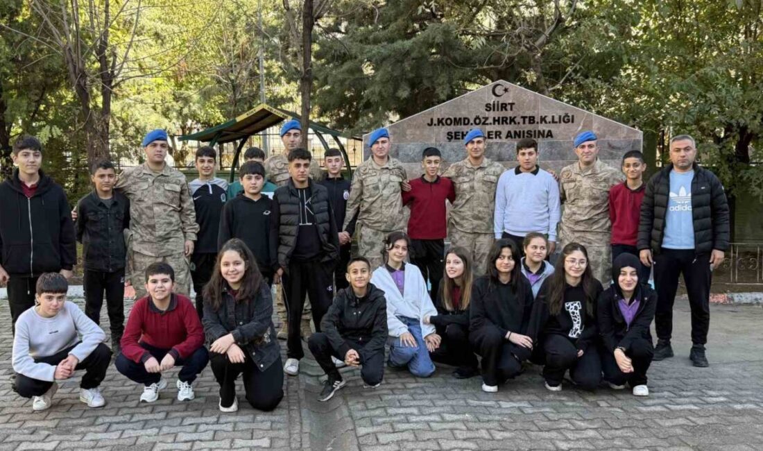 Halide Kutkualp Ortaokulu’ndaki Çeşme Yeniden Öğrencilerin Hizmetine Sunuldu Halide Kutkualp Ortaokulu'ndaki şehitler çeşmesi, Siirt Jandarma Komando Özel Harekat