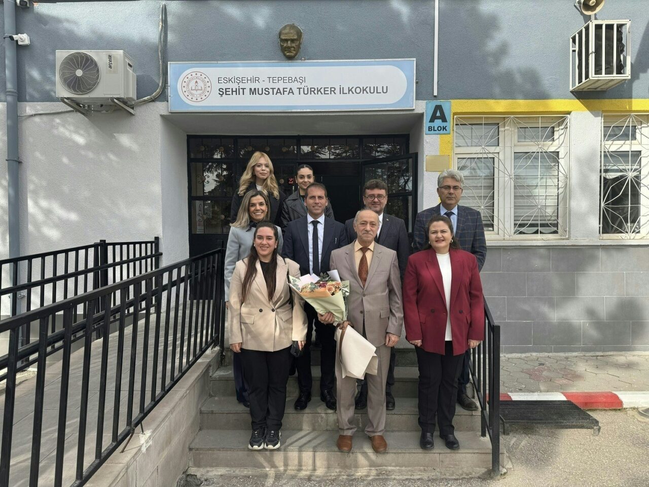 Eskişehir’de 40 Yıldır Eğitime Katkı Sağlayan Öğretmen Hasan Gündüz Ziyaret Edildi