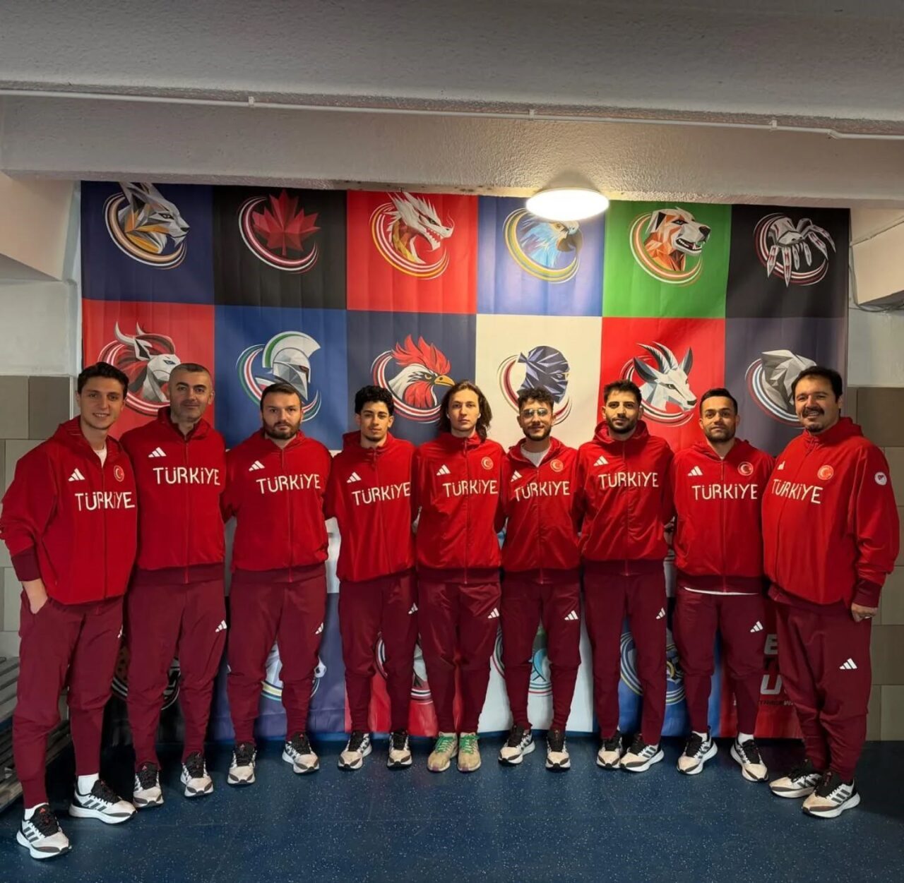 Türkiye Short Track milli takımı, Polonya'daki kota yarışlarında tarihî bir