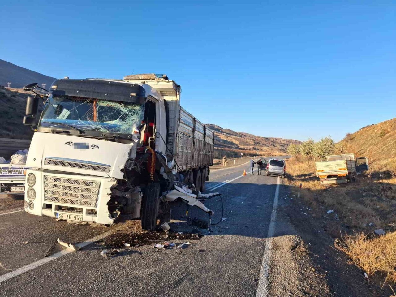 Siirt'in Şirvan ilçesinde sabah saatlerinde meydana gelen kaza, Pervari üç