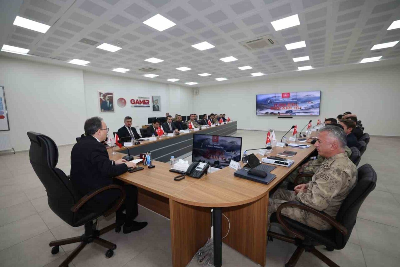 Siirt Valisi Kemal Kızılkaya, Ekim ayı güvenlik toplantısında suçların yüzde