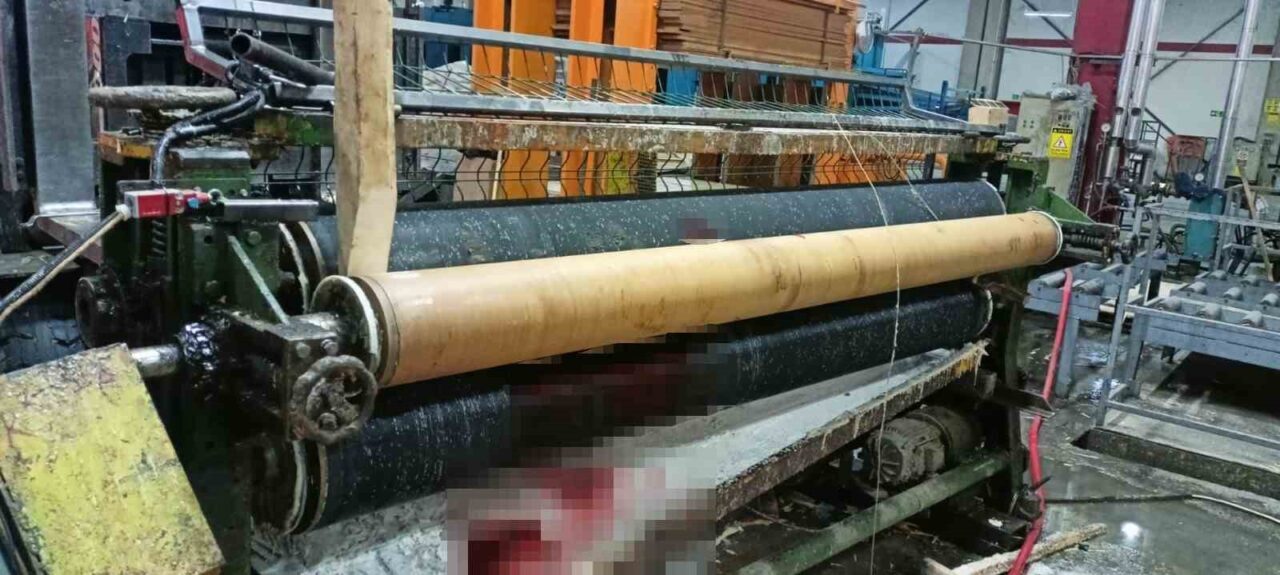 Bursa'nın İnegöl ilçesindeki bir orman ürünleri fabrikasında çalışan 48 yaşındaki