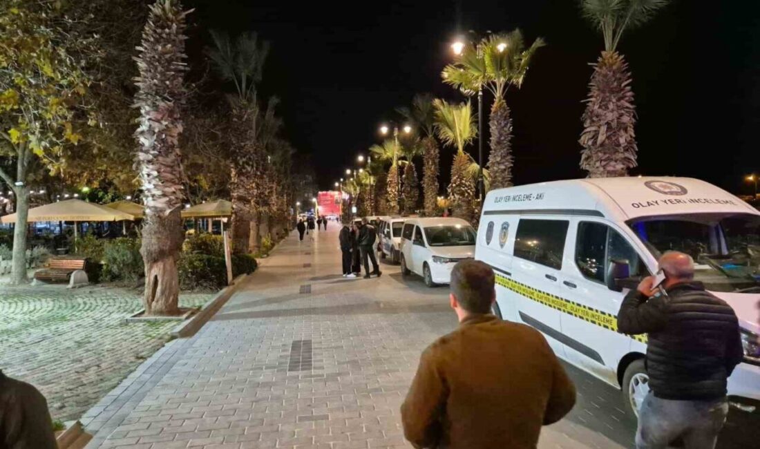 Silivri Kıyısında Denizde Erkek Cesedi Bulundu Silivri sahilinde bir erkeğe ait ceset bulundu. Olay, saat 22.00'de