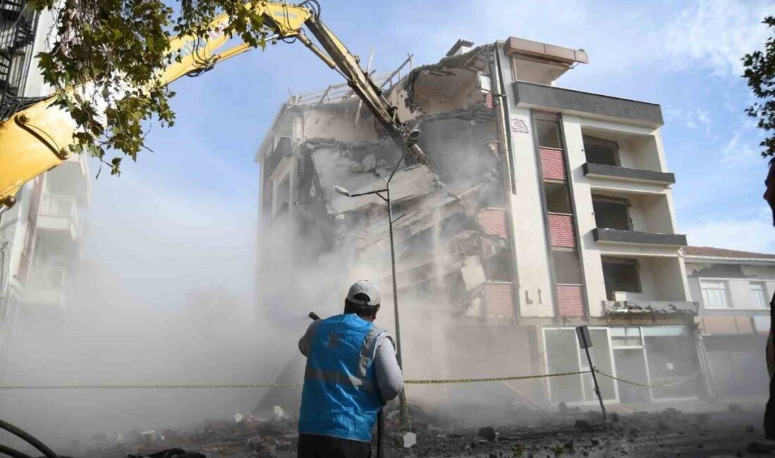 Balıkesir'in Sındırgı ilçesi, son üç ayda 17 bin 1 deprem