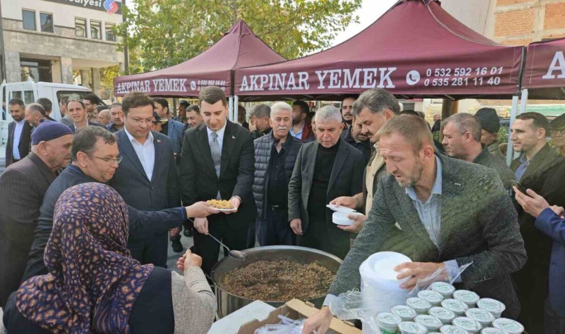 Sındırgı'da, 10 Ağustos ve 27 Ekim'deki depremler sonrası sivil toplum