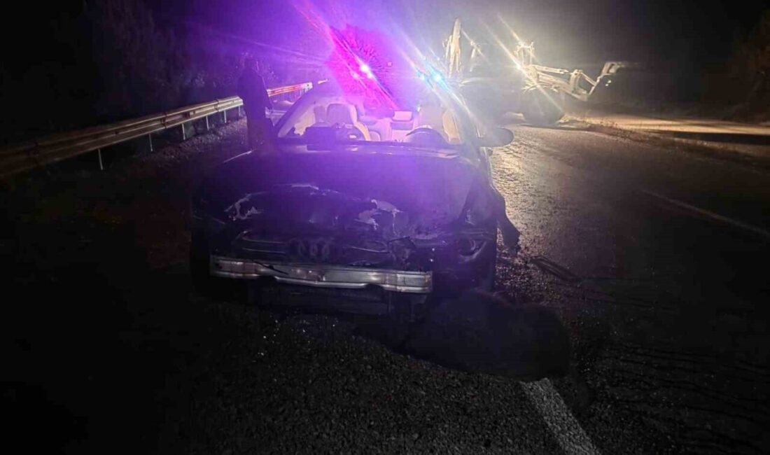 Kastamonu'nun Hanönü ilçesinde Sinop Belediye Başkanı Metin Gürbüz'ün makam aracı,