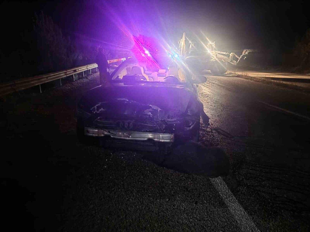 Kastamonu'nun Hanönü ilçesinde Sinop Belediye Başkanı Metin Gürbüz'ün makam aracı,